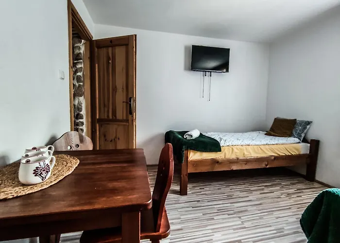 Pod Grapą Białka Tatrzańska